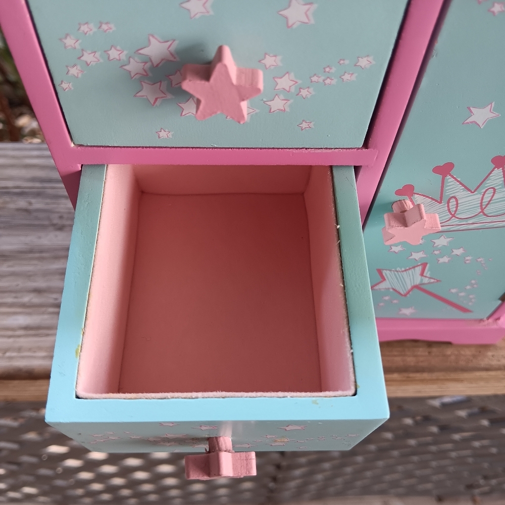 Little Princess Jewelry Box - Picture 5 of 11